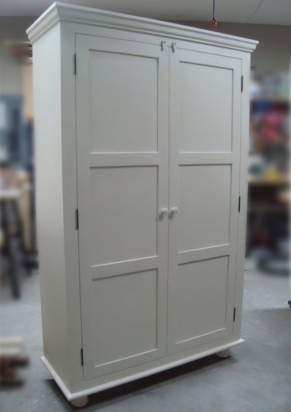 Plater Ahşap Gardırop