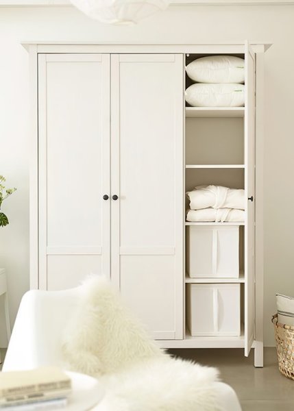 Chrill Wooden Wardrobe