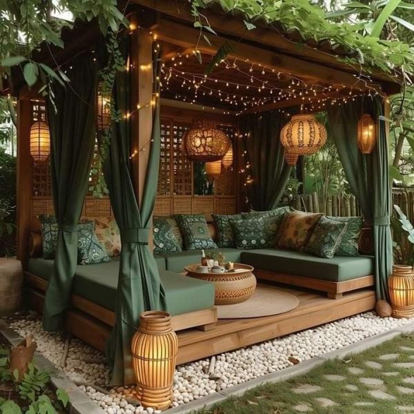 Tuana Pergola