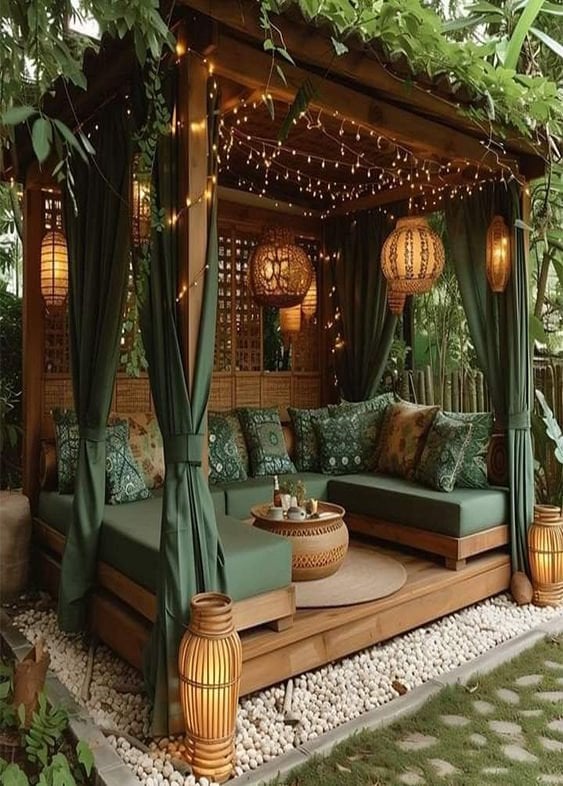 Tuana Pergola