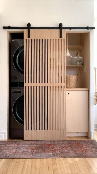 Eva Çamaşır Makinesi ve Kurutmalık Alanı