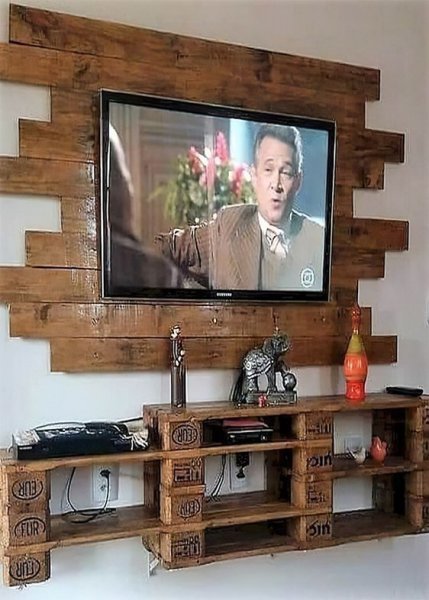 Daland TV Unit